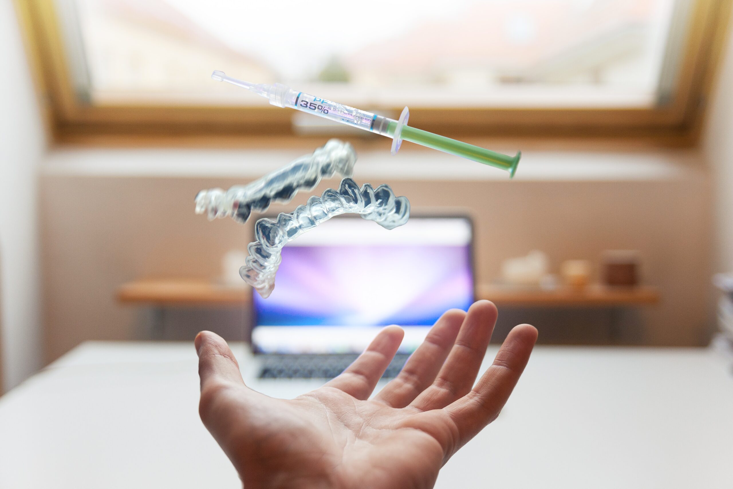 daniel-frank-wKbWAMlHgNo-unsplash Oral Cancers